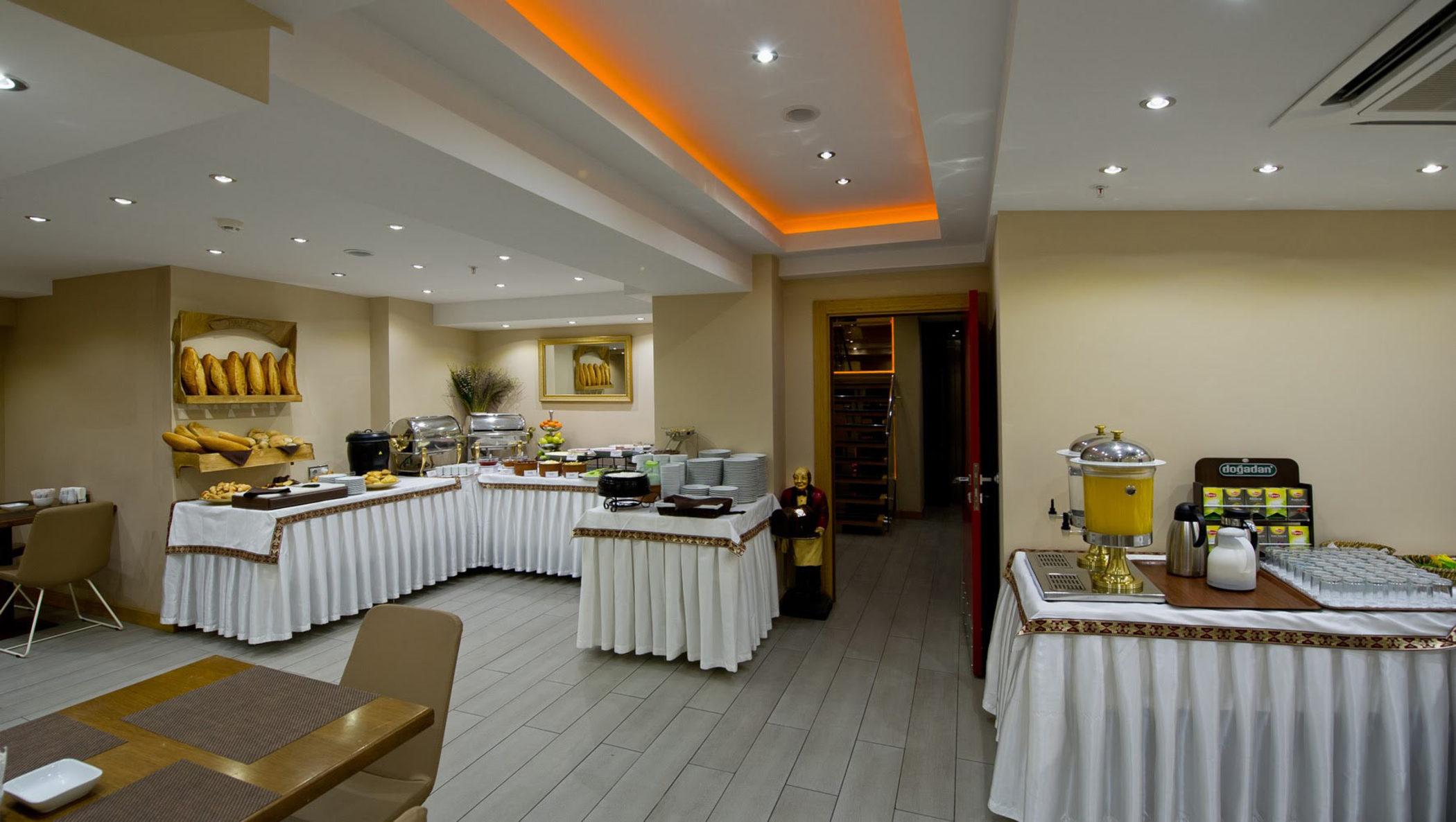 Yasmak Comfort Hotel Istanbul Exterior photo