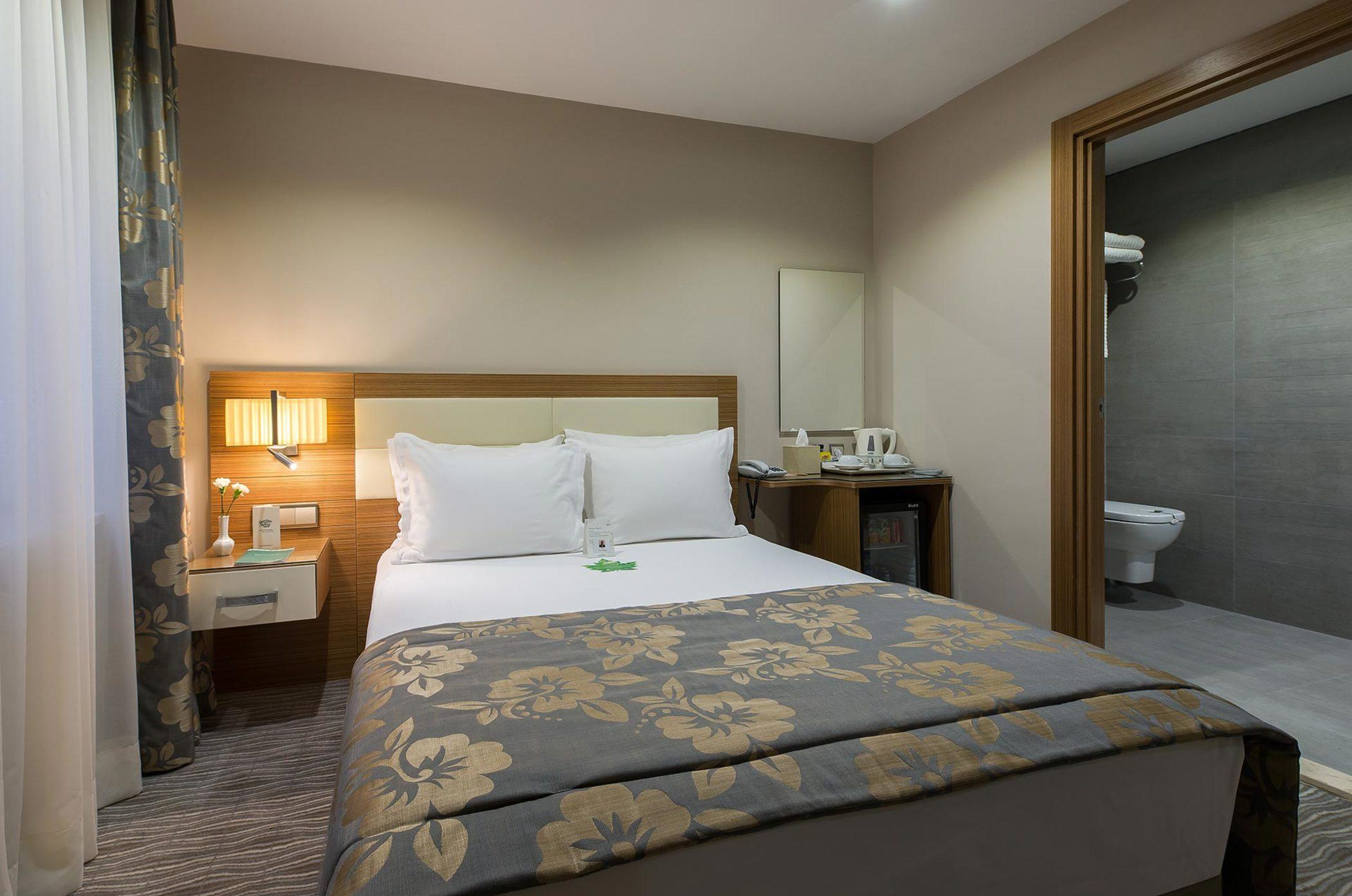 Yasmak Comfort Hotel Istanbul Exterior photo