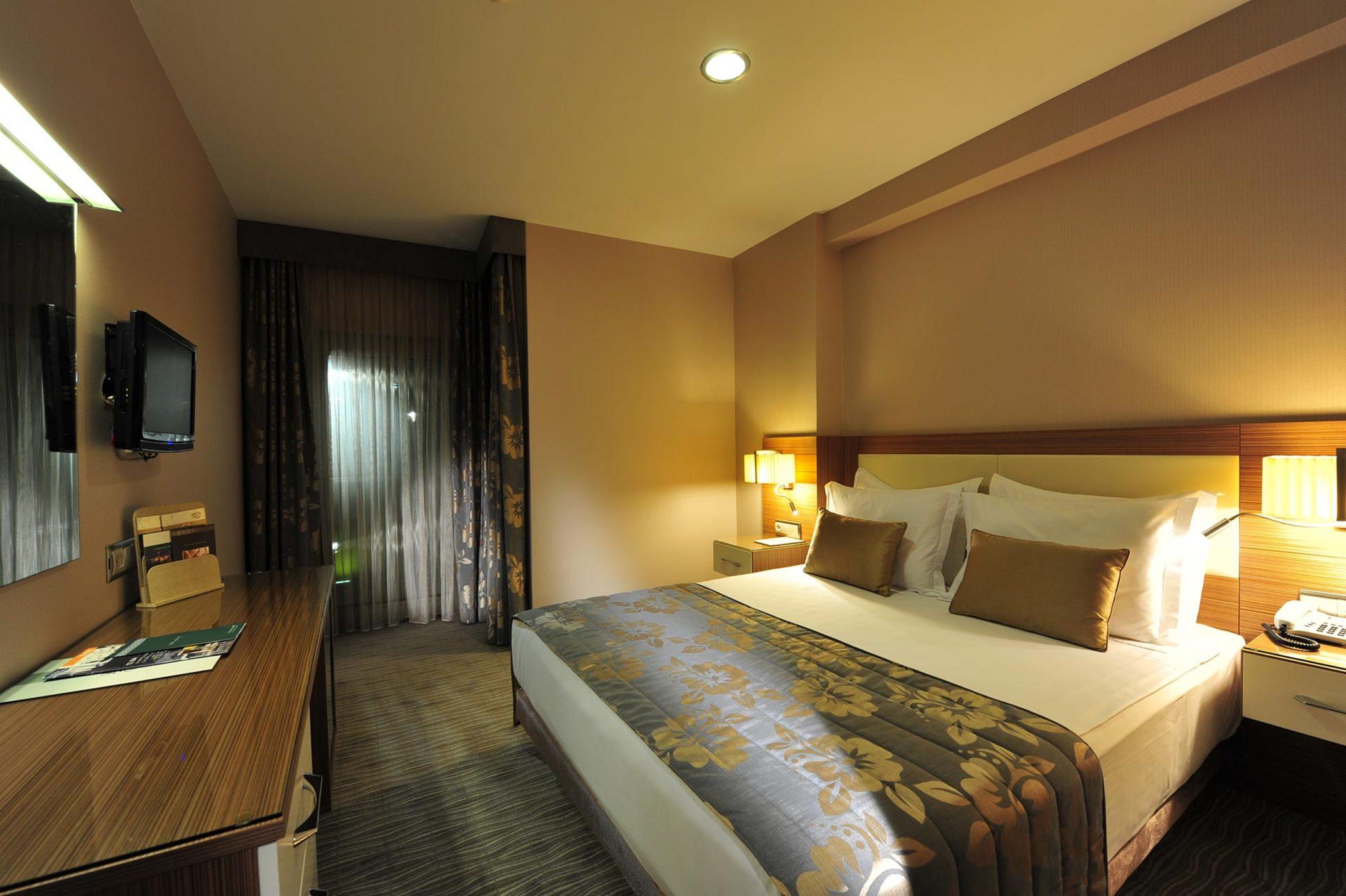 Yasmak Comfort Hotel Istanbul Exterior photo