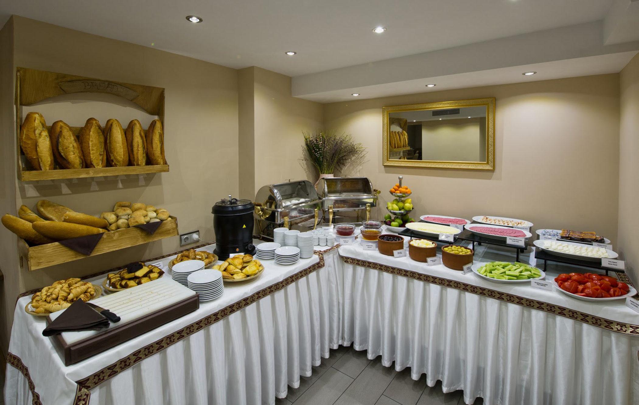 Yasmak Comfort Hotel Istanbul Exterior photo